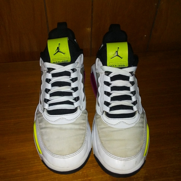 Air Jordan Air Max 200 "Vibrant CD6105-102 good condition - Picture 9 of 13